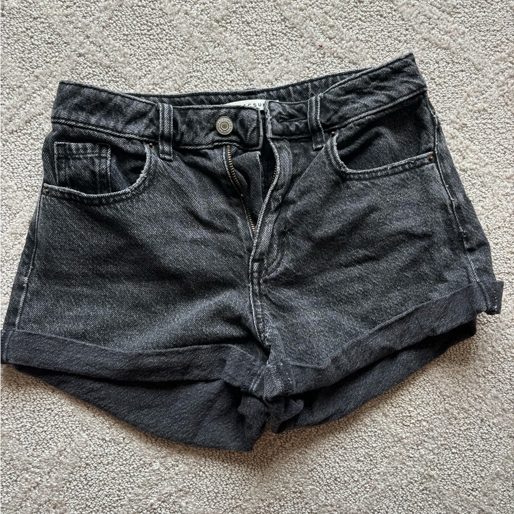 pacsun black mom jean shorts, size 24